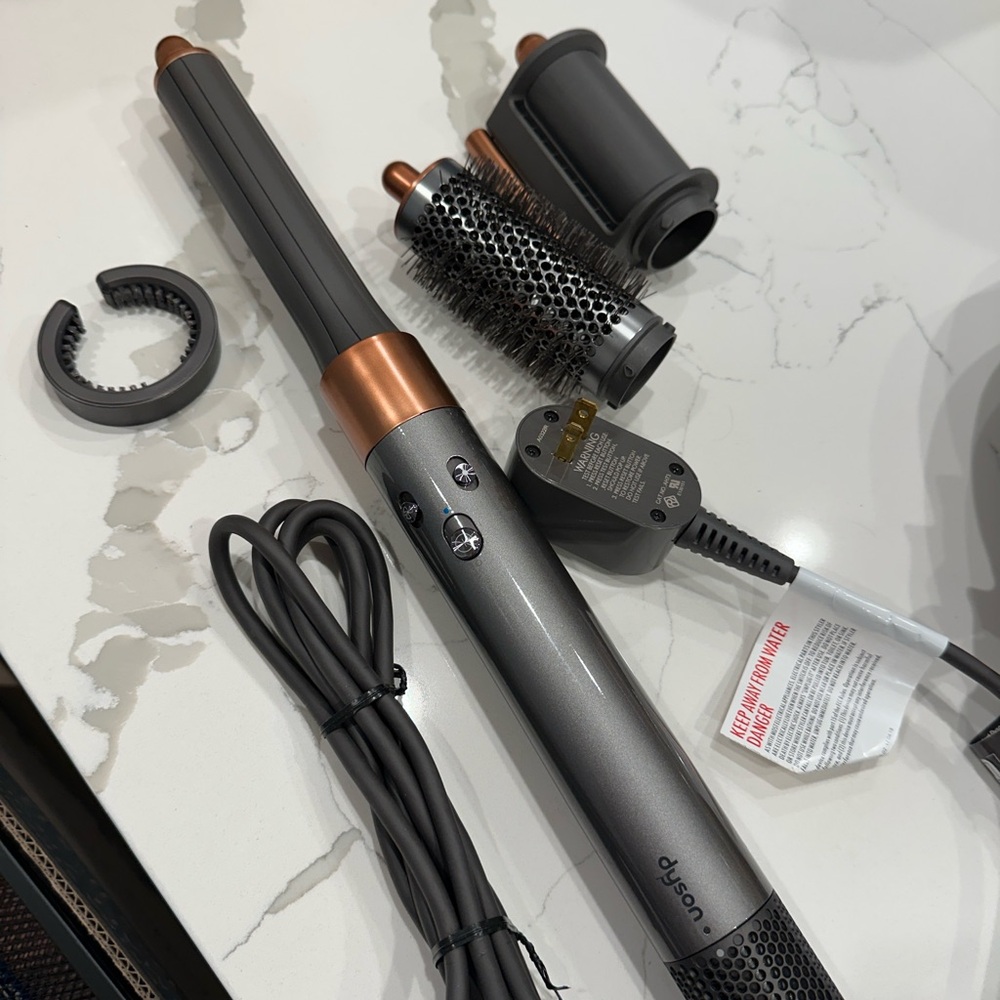 Dyson Airwrap Original Styler